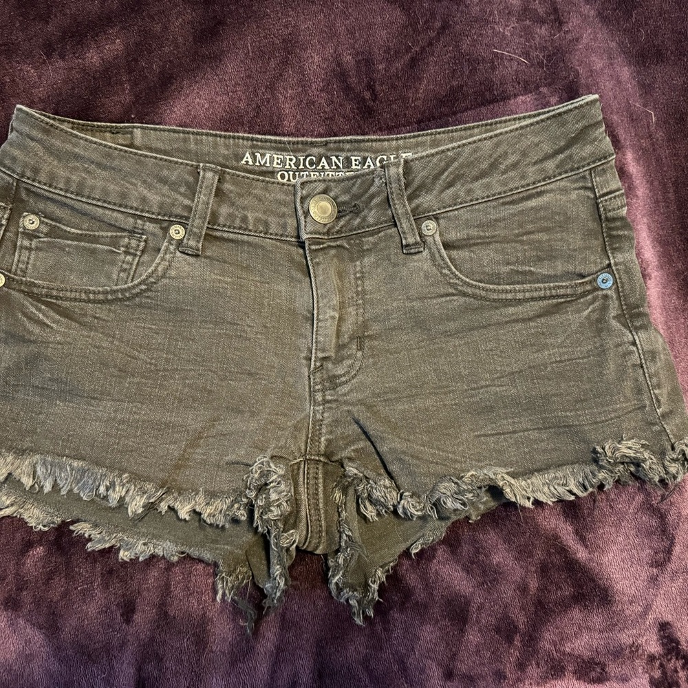 Super low American eagle shorts